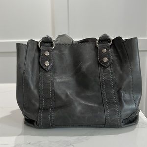Melissa frye Handbag LIKE NEW barely Carried this bag